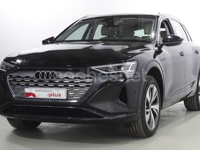 AUDI Q8 e-tron Advanced 55 quattro