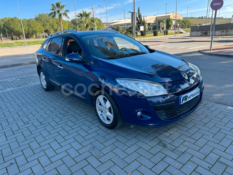 RENAULT Mégane Sport Tourer Dynamique dCi 110 eco2