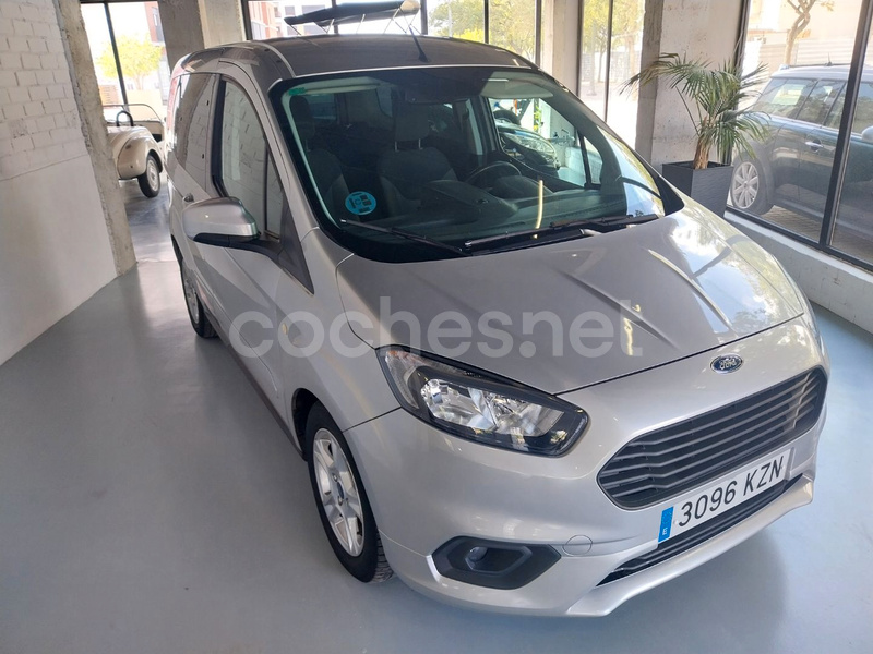 FORD Tourneo Courier 1.0 EcoBoost Trend