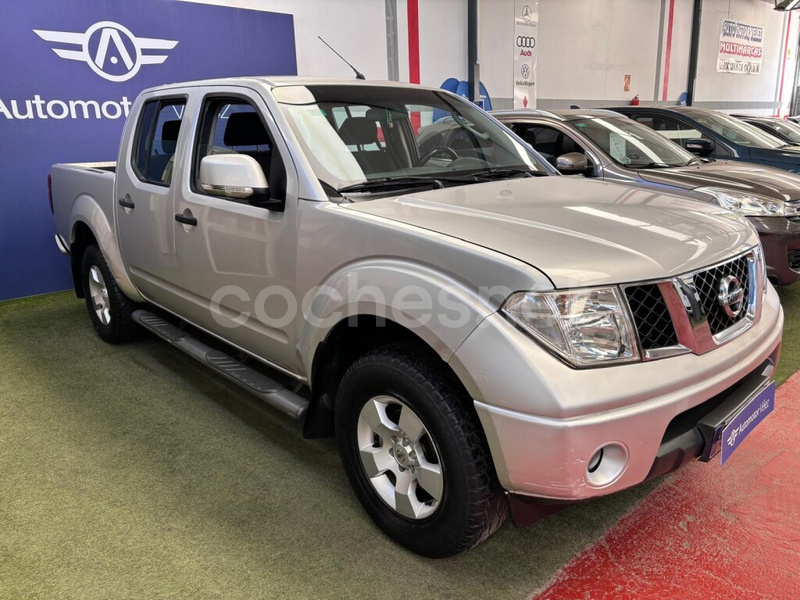 NISSAN Navara 4X4 Doble Cabina SE