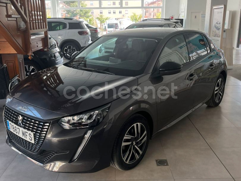 PEUGEOT 208 Allure Puretech 100