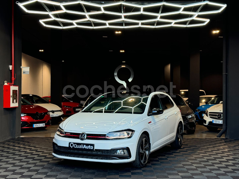 VOLKSWAGEN Polo GTI 2.0 TSI DSG