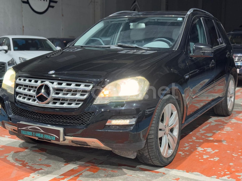 MERCEDES-BENZ Clase M ML 300 CDI 4M BE Executive