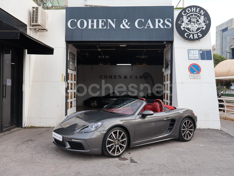 PORSCHE 718 Boxster