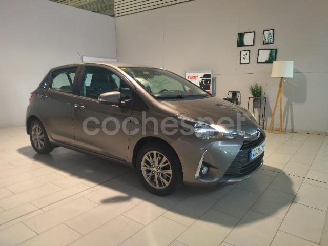 TOYOTA Yaris 1.5 110 Active