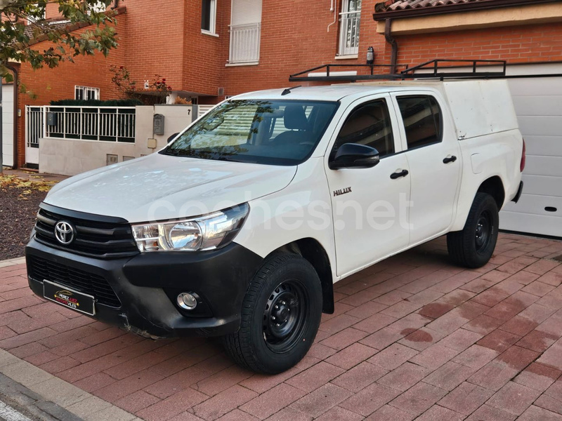 TOYOTA Hilux 2.4 D4D Cabina Doble GX