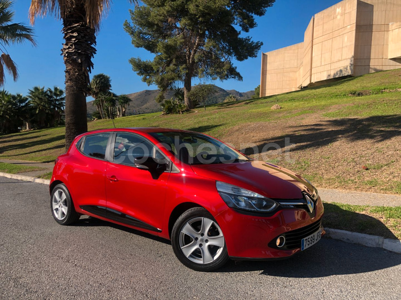 RENAULT Clio Expression 1.2 16v 75