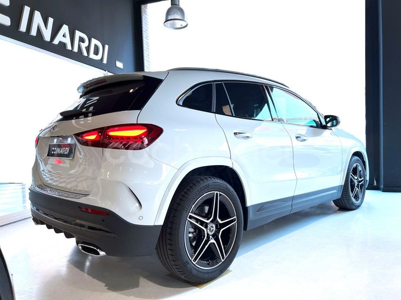 MERCEDES-BENZ GLA GLA 200 D