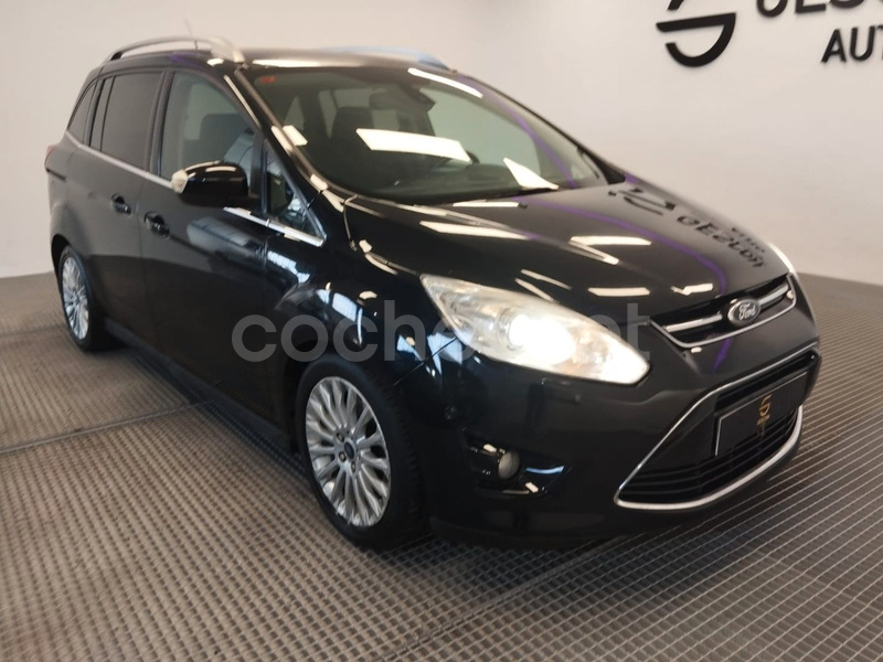 FORD Grand C-Max 2.0 TDCi 140 Titanium