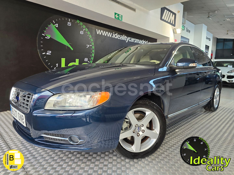 VOLVO S80 2.4D Summum Auto