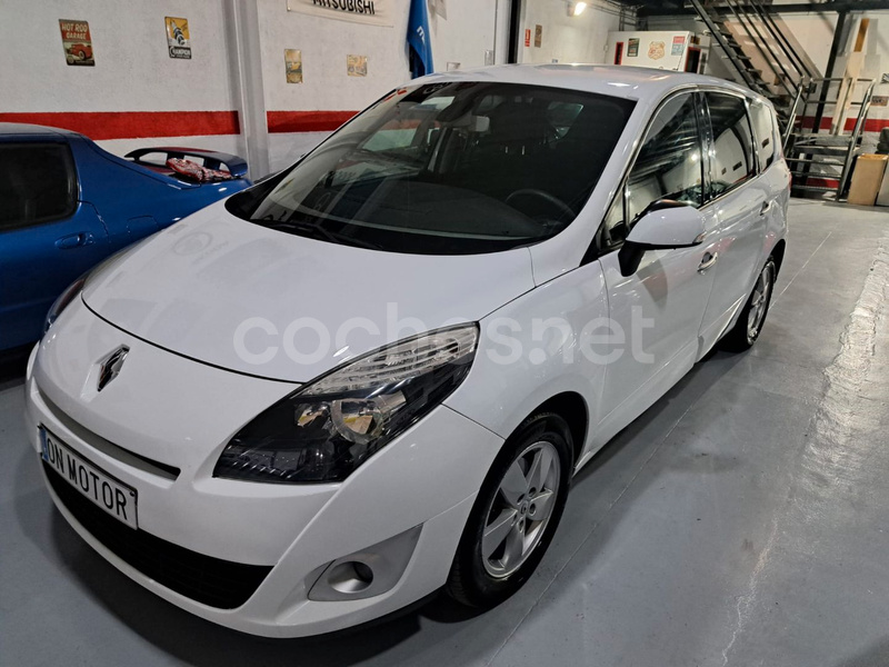 RENAULT Scénic Expression 1.5dCi eco2