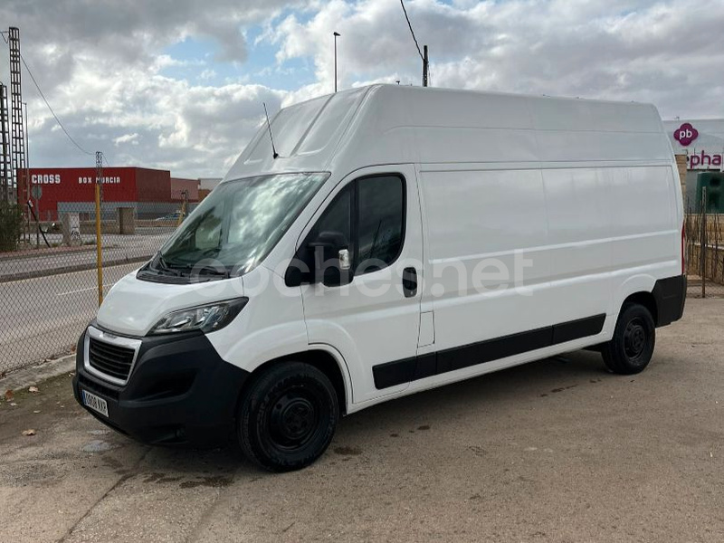 PEUGEOT Boxer 435 L3H3 BlueHDi