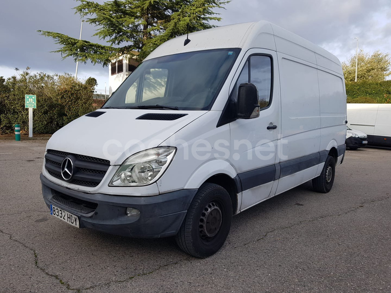 MERCEDES-BENZ Sprinter 219 CDI MEDIO 3.0T