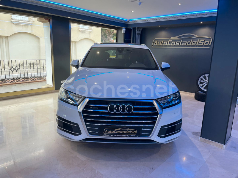 AUDI Q7 3.0 TDI quattro tiptronic