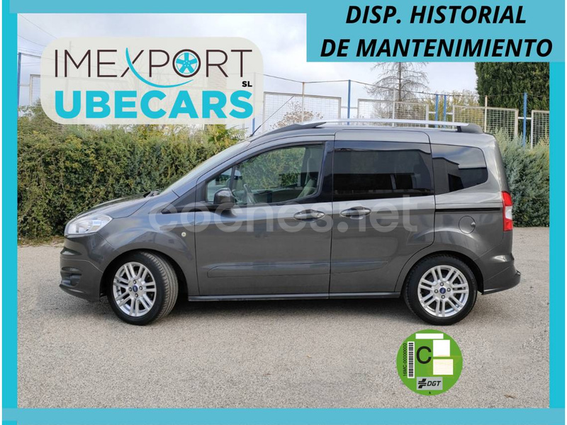 FORD Tourneo Courier 1.5 TDCi Titanium