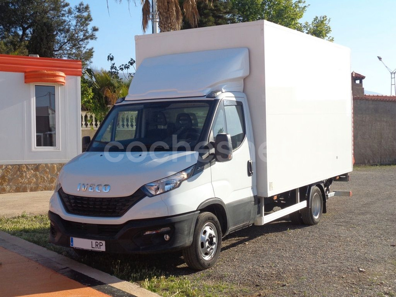 IVECO DAILY 35C14 2.3 CAJA CERRADA