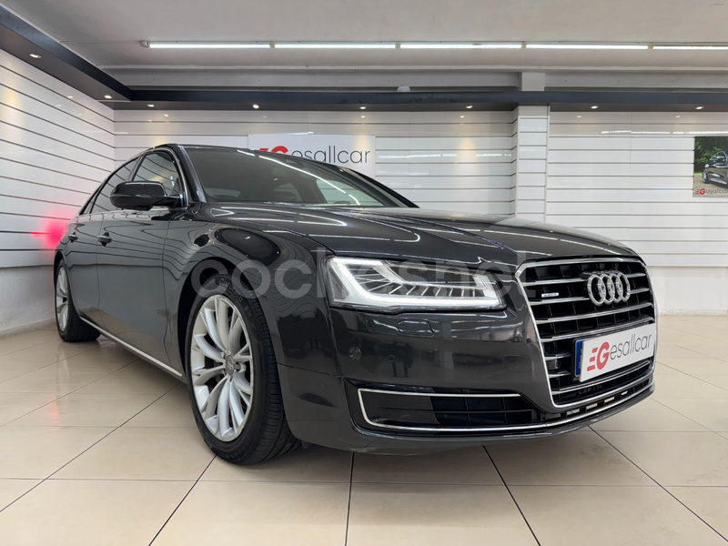 AUDI A8 3.0 TDI clean diesel quattro tiptr