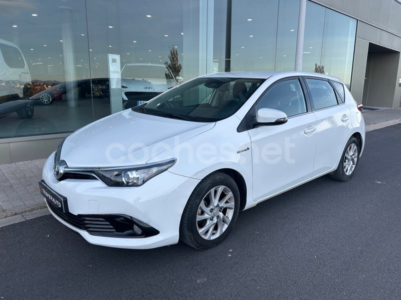 TOYOTA Auris 1.8 140H Hybrid Active