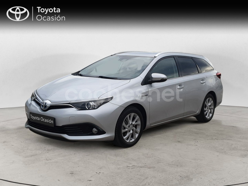 TOYOTA Auris 1.8 140H Active Touring Sports