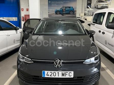 VOLKSWAGEN Golf Life 1.5 TSI