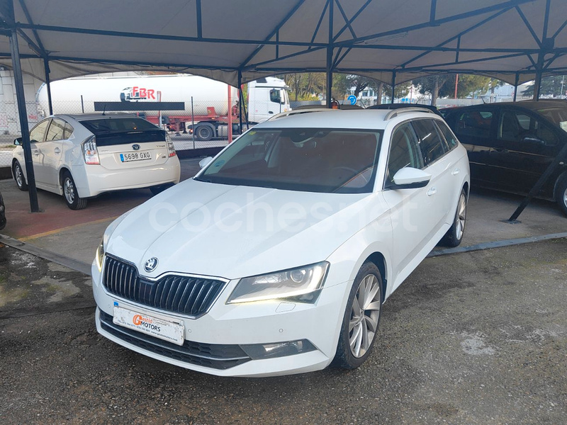 SKODA Superb Combi 2.0 TDI 190 AdBlue DSG Ambition