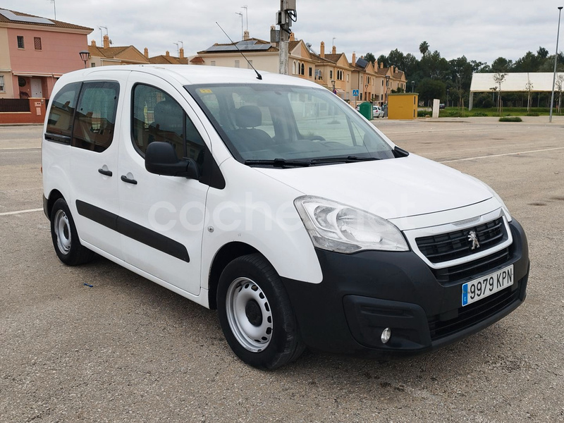 PEUGEOT Partner TEPEE Access 1.6 BlueHDi 75