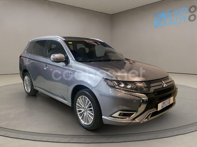 MITSUBISHI Outlander 2.4 PHEV Kaiteki Auto 4WD