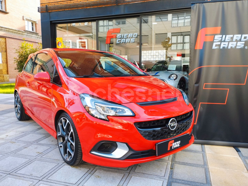 OPEL Corsa 1.6 Turbo OPC