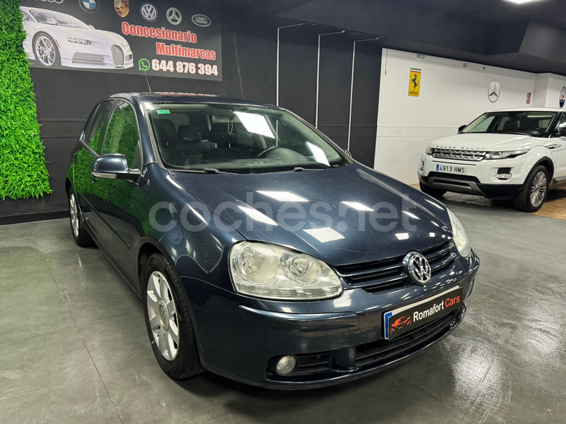 VOLKSWAGEN Golf 2.0 TDI Highline