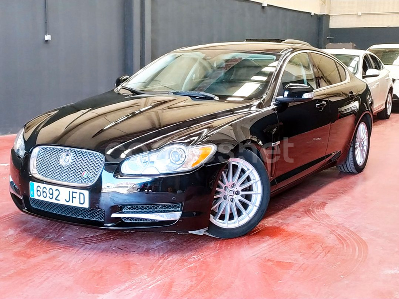 JAGUAR XF 2.7D V6 Premium Luxury