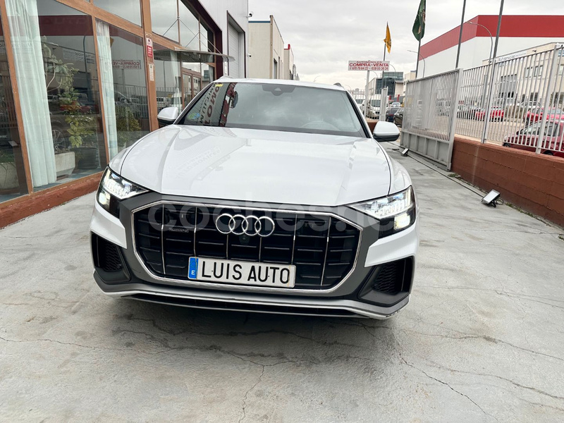 AUDI Q8 50 TDI Black L quattro tiptronic