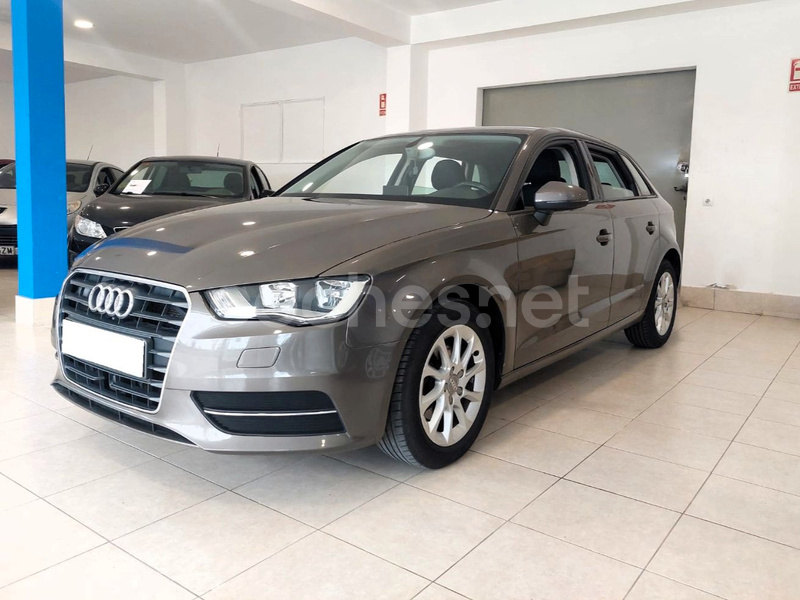 AUDI A3 Sportback 1.6 TDI Attraction