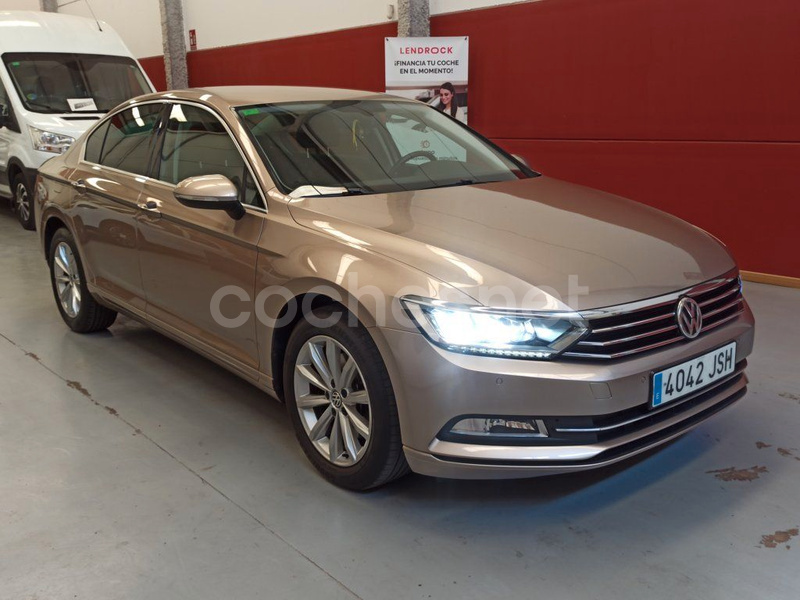 VOLKSWAGEN Passat Advance 1.6 TDI