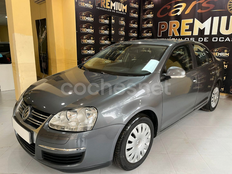 VOLKSWAGEN Jetta 1.6 Trendline