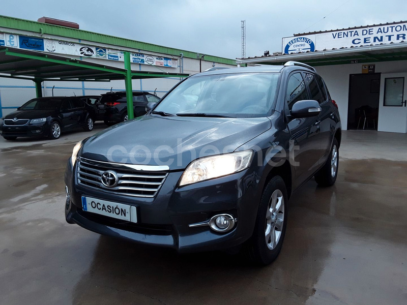 TOYOTA Rav4 2.2 D4D Executive 4x4