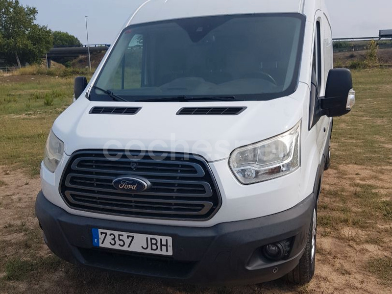 FORD Transit 350 L2H2 Van Trend Trasera