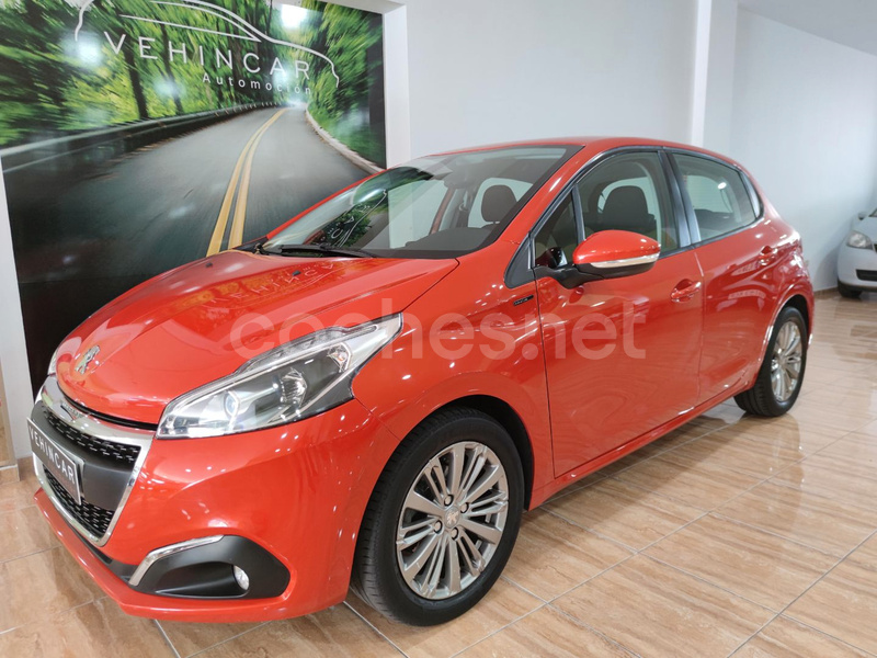 PEUGEOT 208 ALLURE 1.2L PureTech