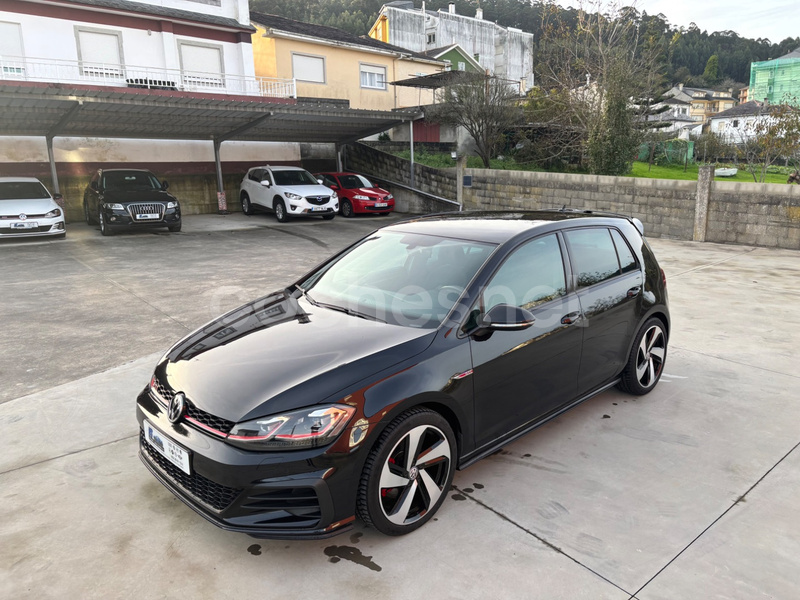 VOLKSWAGEN Golf GTI 2.0 TSI