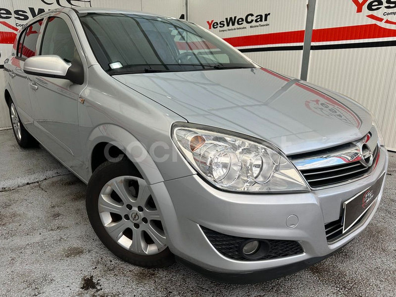 OPEL Astra 1.7 CDTi Cosmo