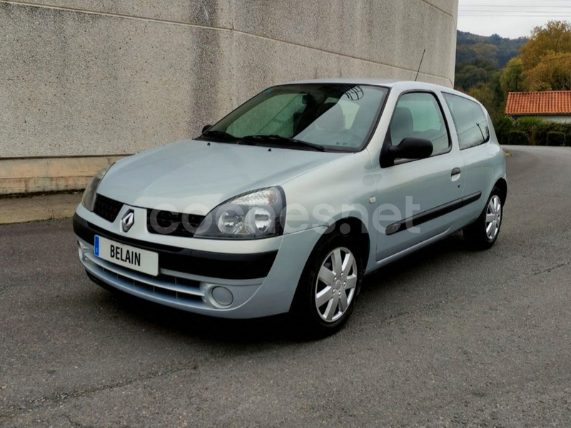 RENAULT Clio Authentique 1.2