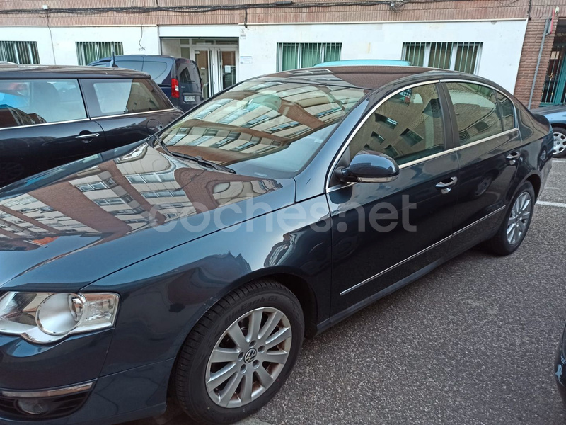 VOLKSWAGEN Passat 2.0 TDI Advance