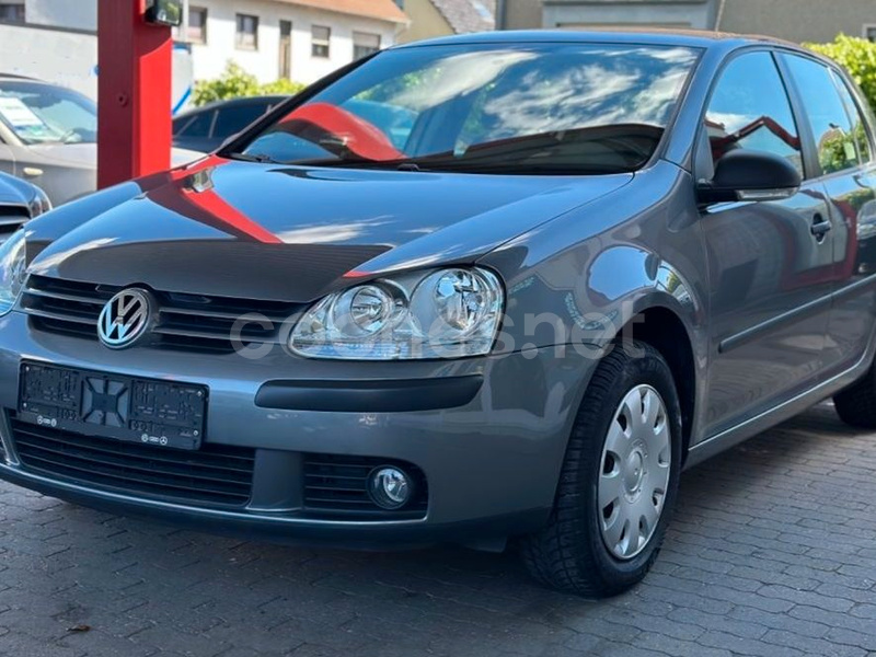 VOLKSWAGEN Golf 1.9 TDI Highline DSG