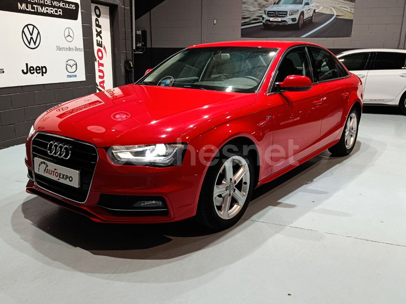 AUDI A4 2.0 TDI S line edition