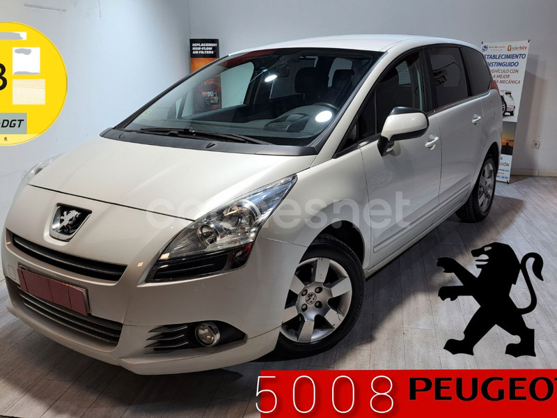 PEUGEOT 5008 Business Line 1.6 HDI 112 FAP