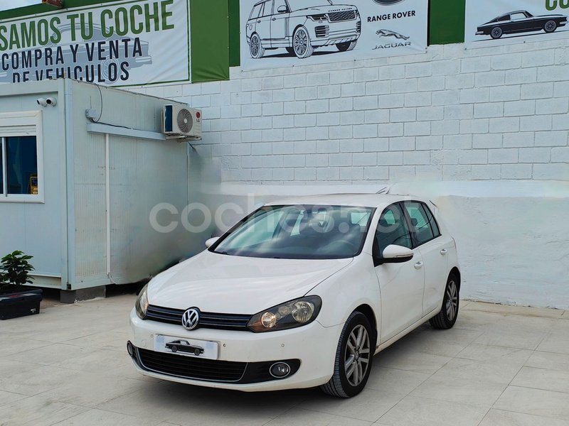 VOLKSWAGEN Golf 1.6 TDI DPF Sport