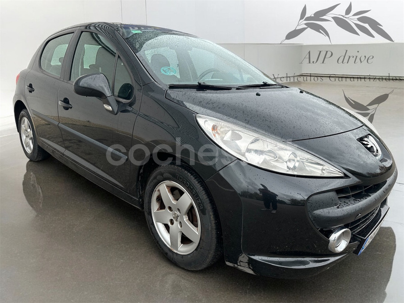 PEUGEOT 207 ACTIVE 1.4 VTi 95