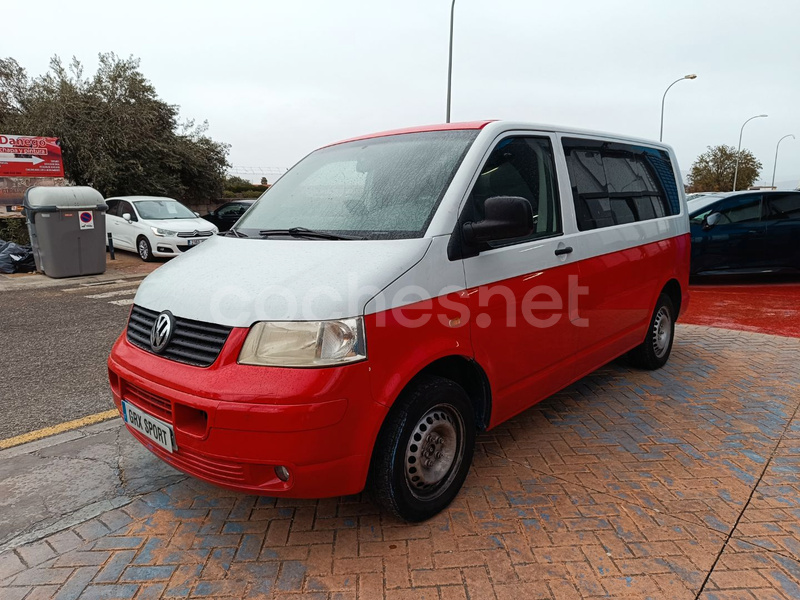 VOLKSWAGEN Caravelle Corto 2.5 TDI Tiptronic