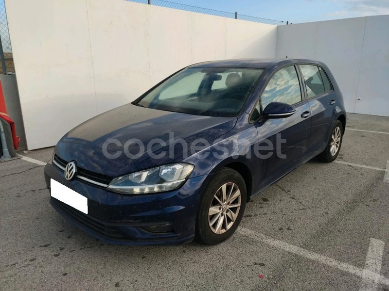 VOLKSWAGEN Golf Advance 1.6 TDI