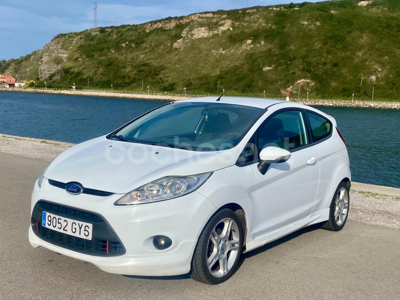 FORD Fiesta 1.6 TDCi Sport