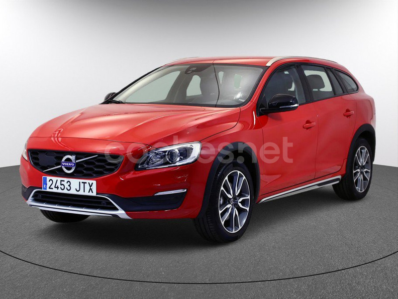 VOLVO V60 Cross Country 2.0 D4 Summum